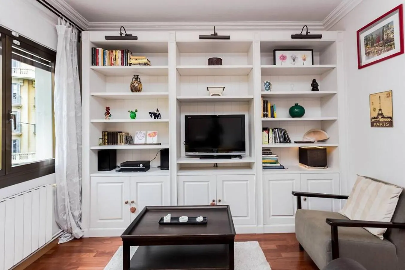 Central 2 Bedroom By Sagrada Familia Barcelona Apartment
